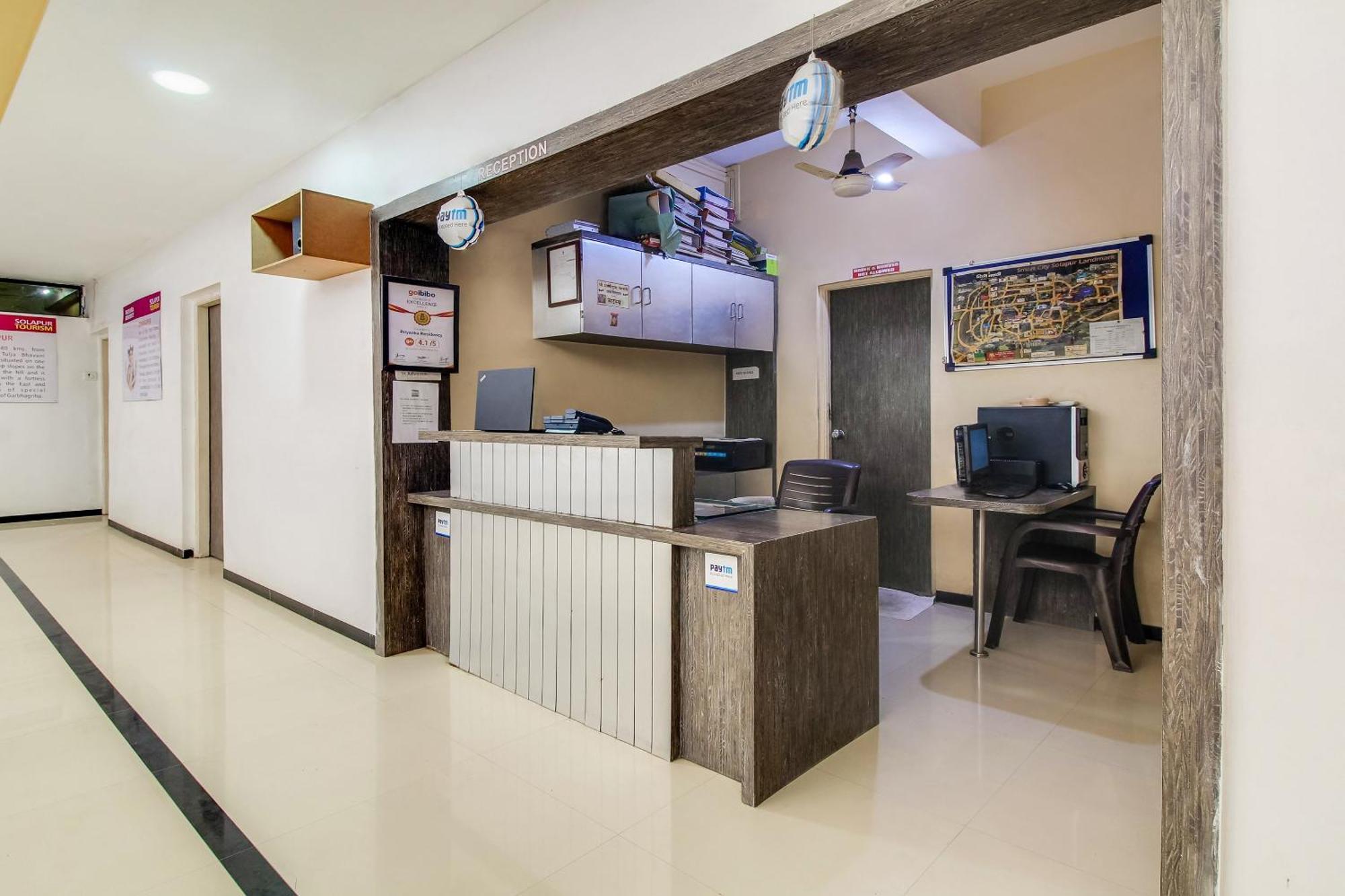 Hotel O Priyanka Residency Solapur Exteriör bild