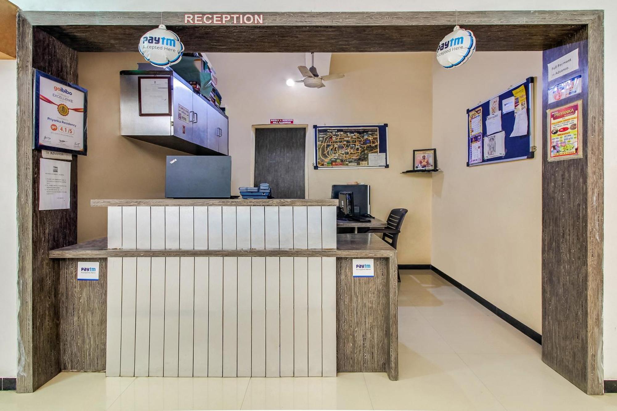 Hotel O Priyanka Residency Solapur Exteriör bild