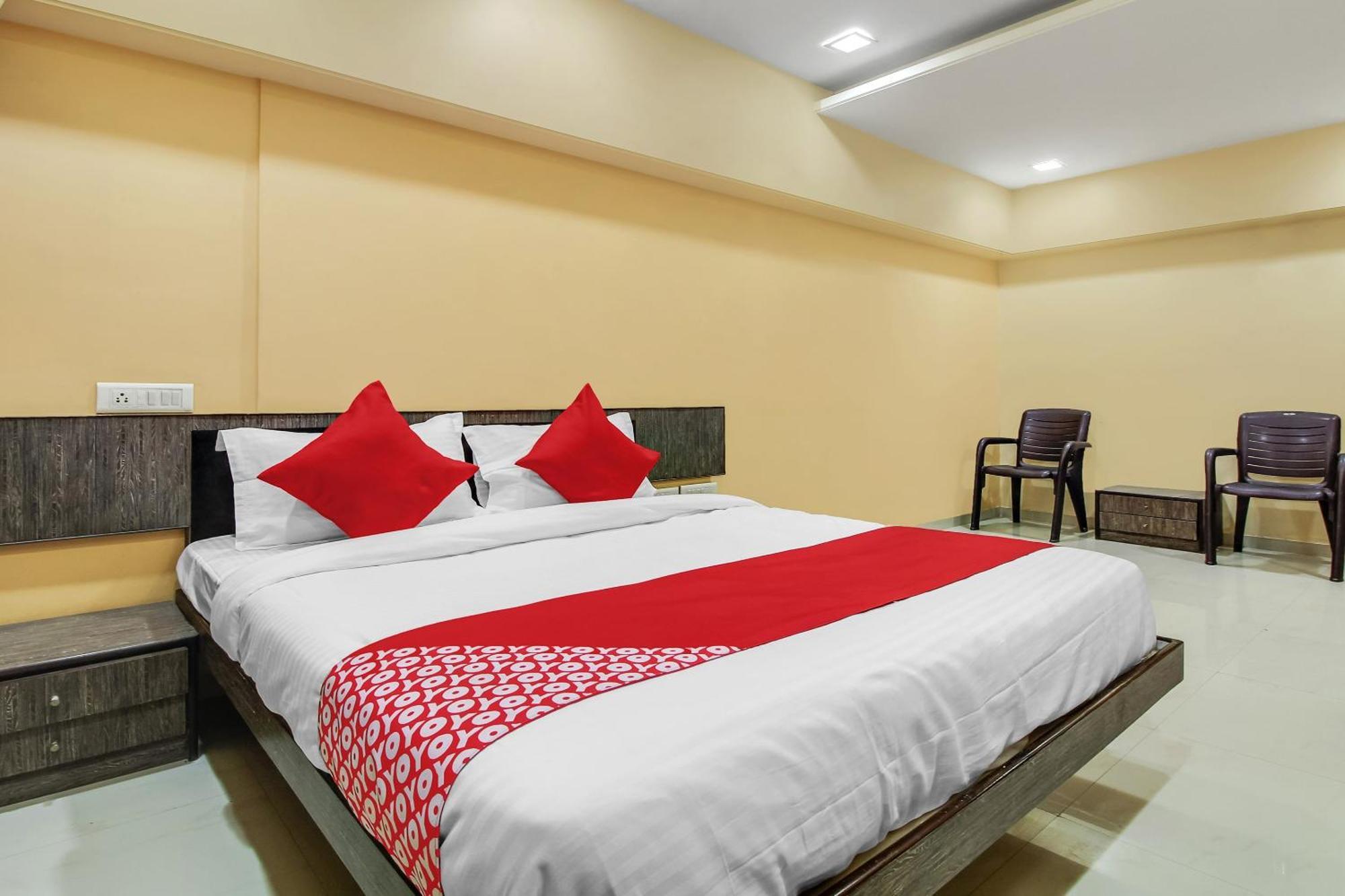 Hotel O Priyanka Residency Solapur Exteriör bild