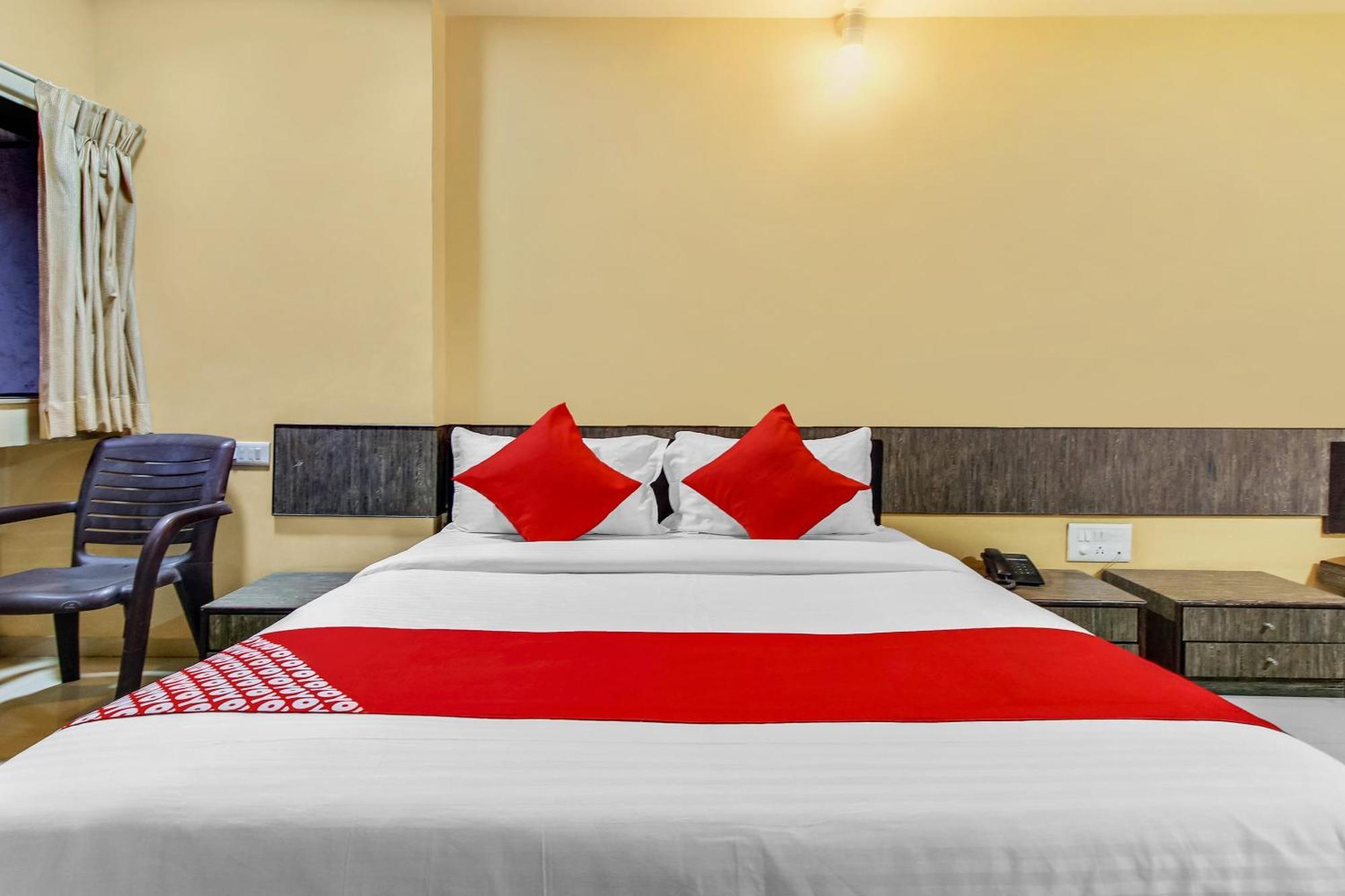Hotel O Priyanka Residency Solapur Exteriör bild