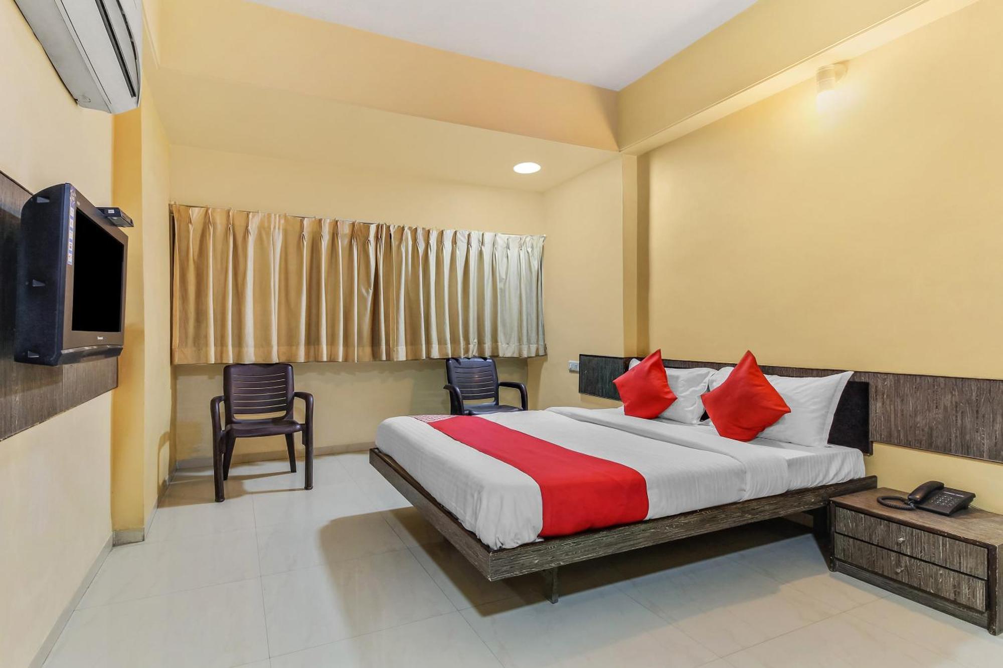 Hotel O Priyanka Residency Solapur Exteriör bild